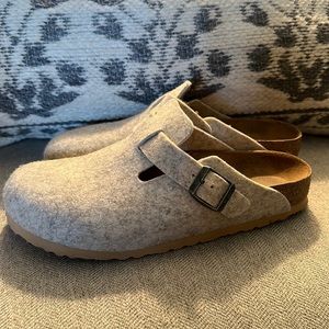 Boston Felt Birkenstock Clogs